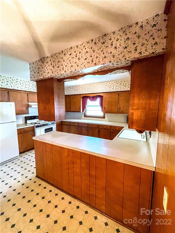 428 Ridge Street Albemarle, NC 28001 - Photo 10 of 38 Gallery Image 10