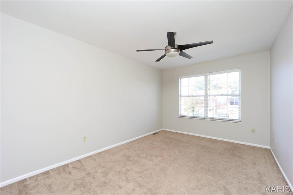 226 Cheval Square Drive Chesterfield, MO 63005 - Photo 14 of 29