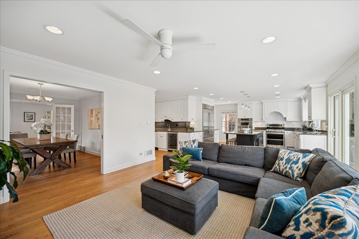 509 Pinecrest Lane Wilmette, IL 60091 - Photo 22 of 48