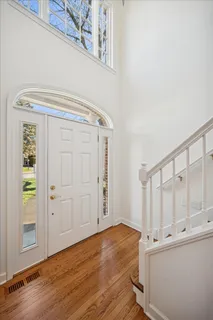 $1,395,000 | 509 Pinecrest Lane, Wilmette, IL 60091