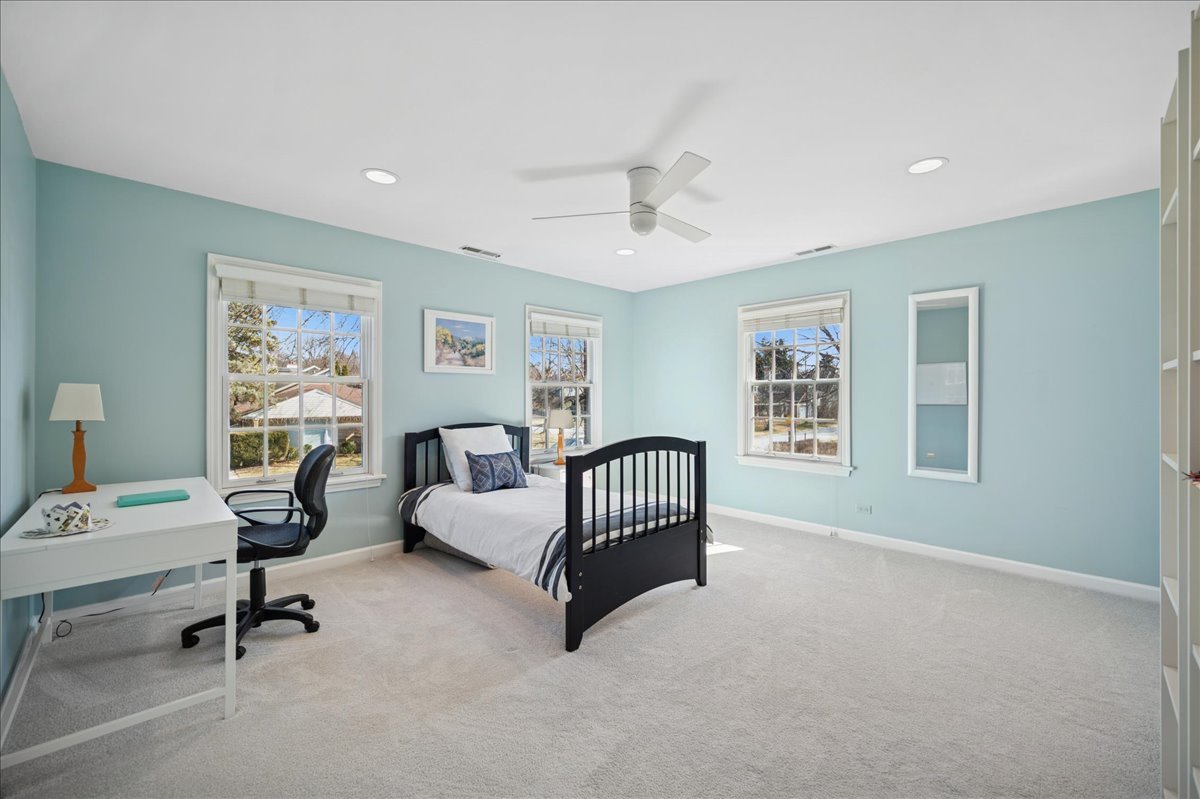 509 Pinecrest Lane Wilmette, IL 60091 - Photo 31 of 48