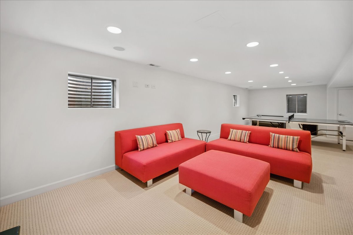 509 Pinecrest Lane Wilmette, IL 60091 - Photo 40 of 48