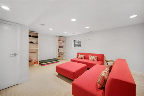 $1,395,000 | 509 Pinecrest Lane, Wilmette, IL 60091