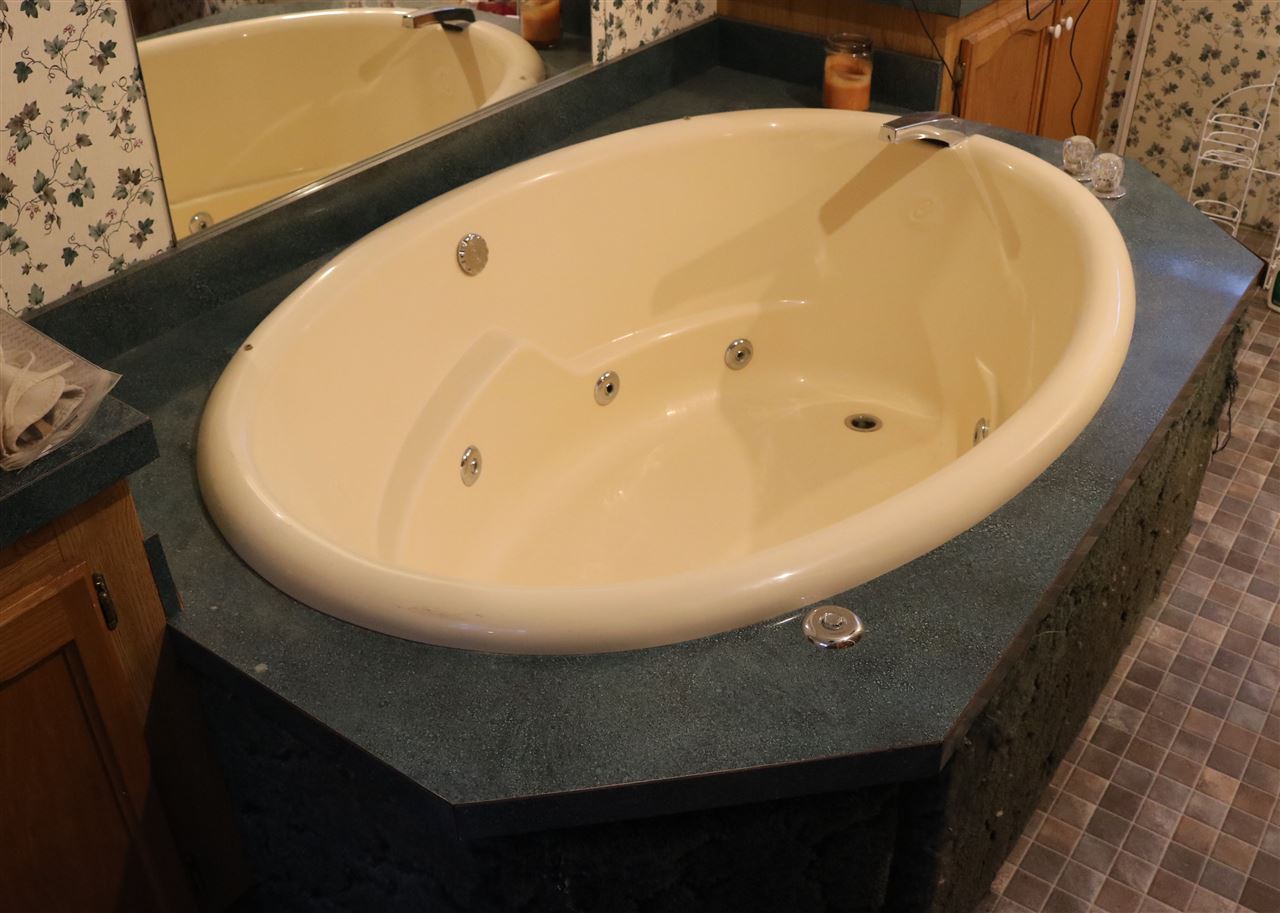 60 Warner Road Henniker, NH 03242 - Photo 22 of 30 Gallery Image 22