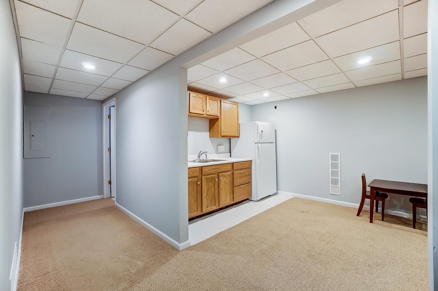 6570 Springdale Road Cincinnati, OH 45247 - Photo 40 of 50