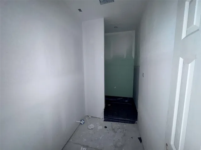 $450,000 | 3213 Hinton Boulevard, Houston, TX 77022