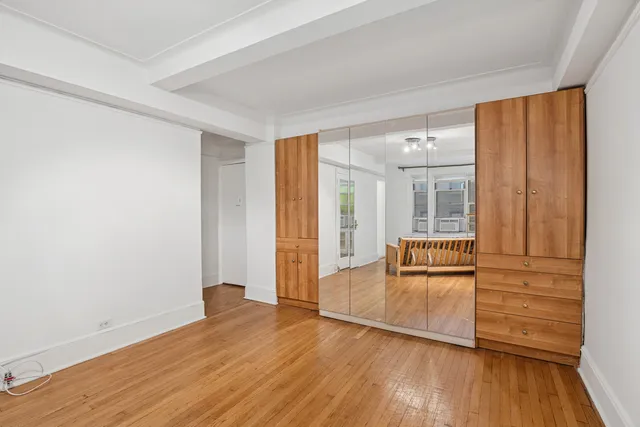 $325,000 | 304 West 75th Street, Unit 3F | Upper West Side