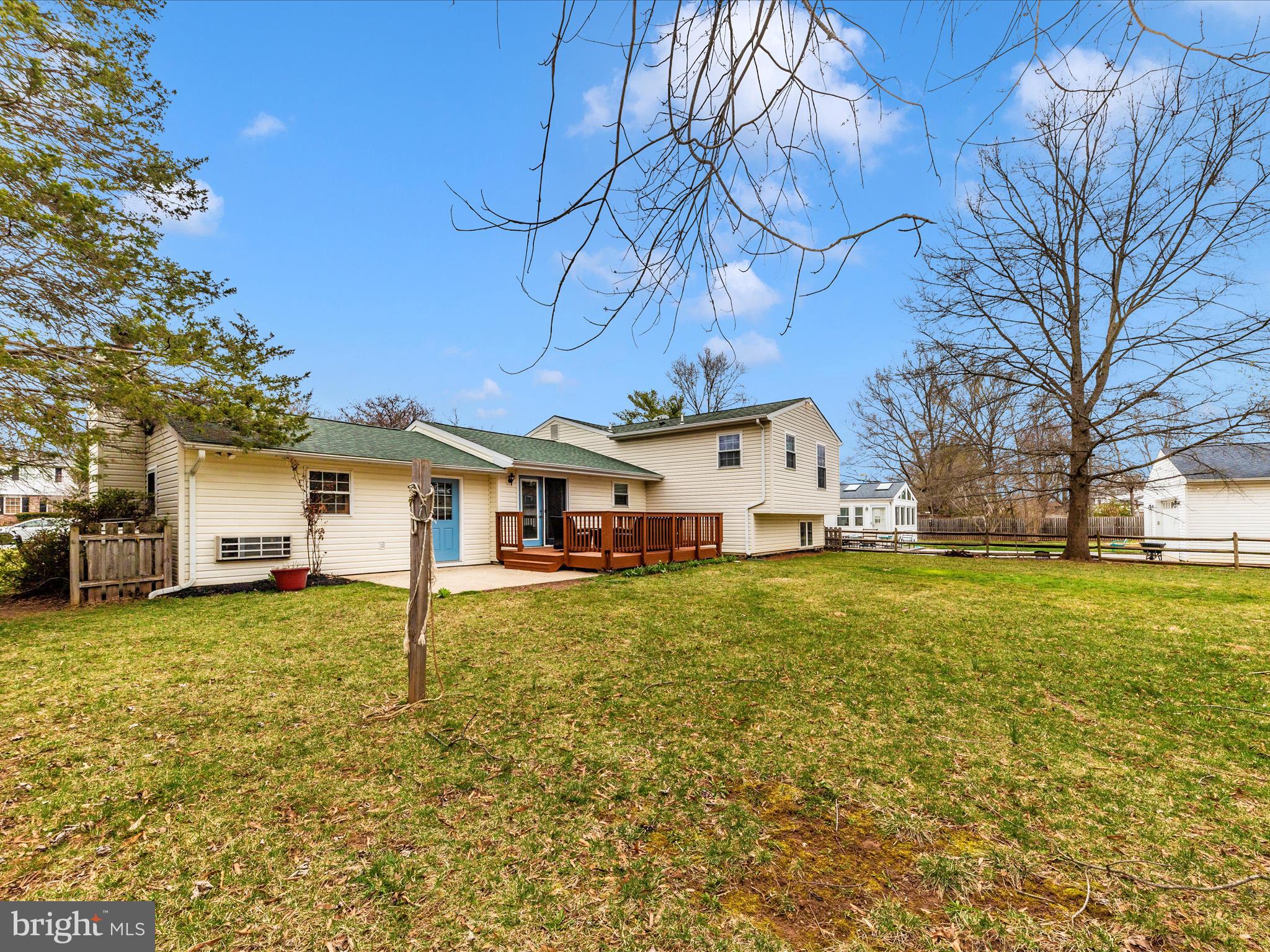 19005 Dowden Circle Poolesville, MD 20837 - Photo 44 of 51 a house view with a garden space