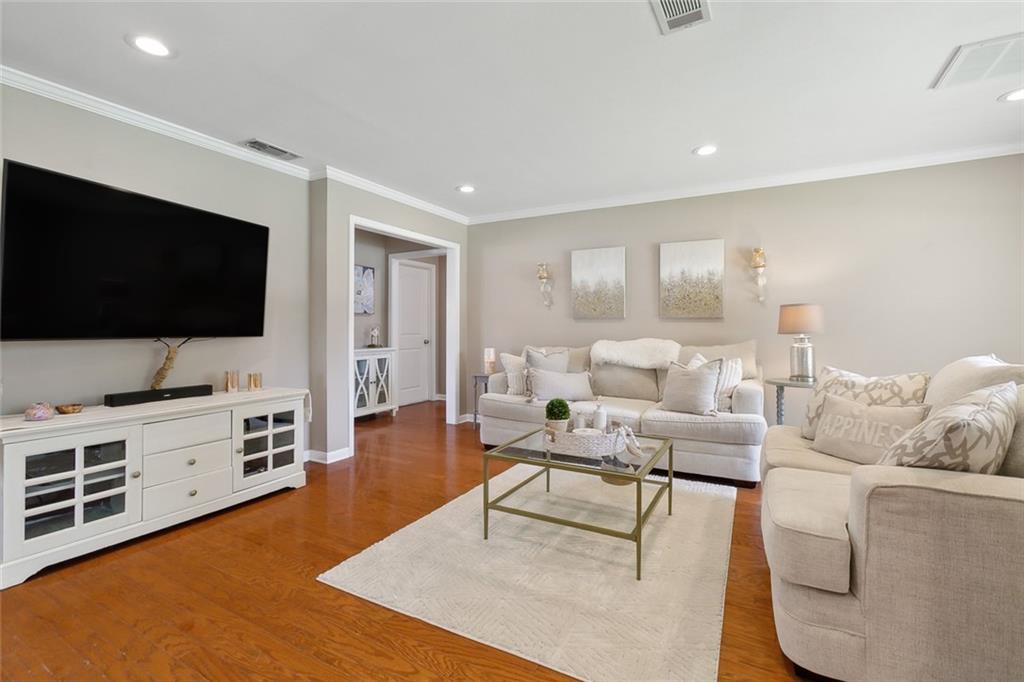 9400 Gerald Street River Ridge, LA 70123 - Photo 3 of 24 Gallery Image 3