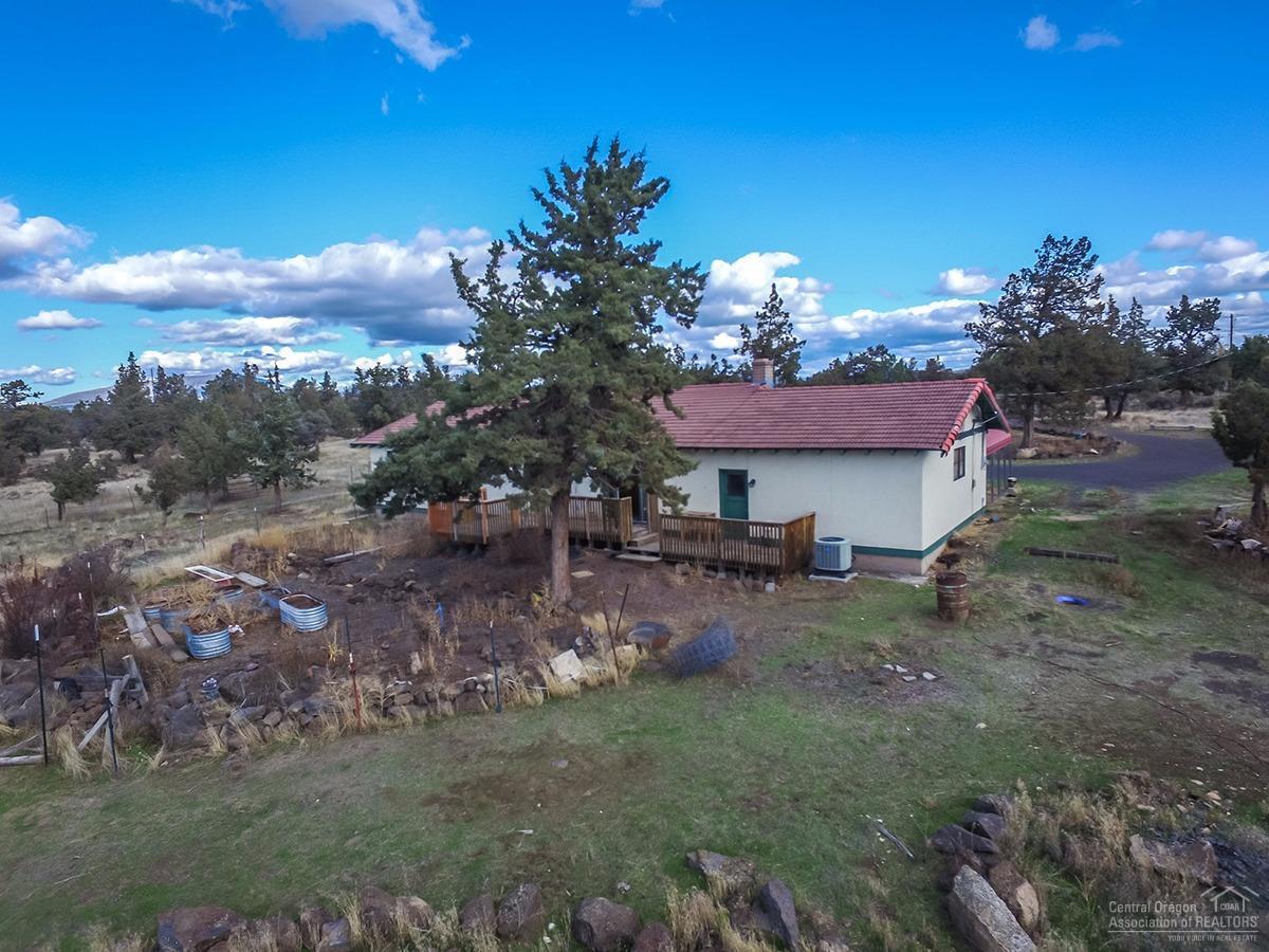 312 Southwest Bent Loop Powell Butte, OR 97753 - Photo 17 of 25 Additional Photo
