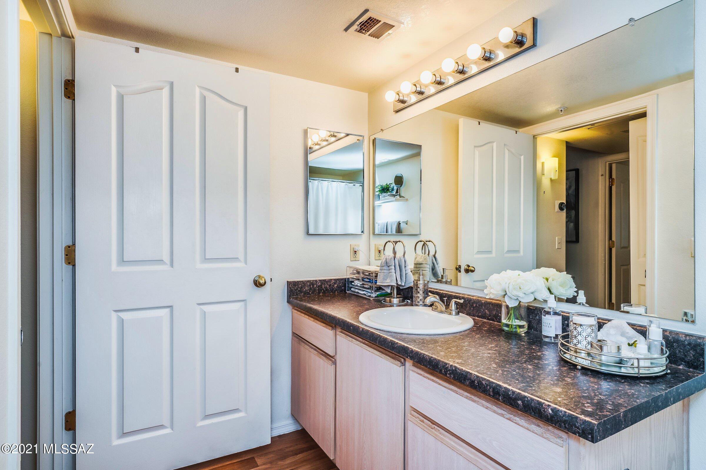 5751 North Kolb Road, Unit 40205 Tucson, AZ 85750 - Photo 16 of 32