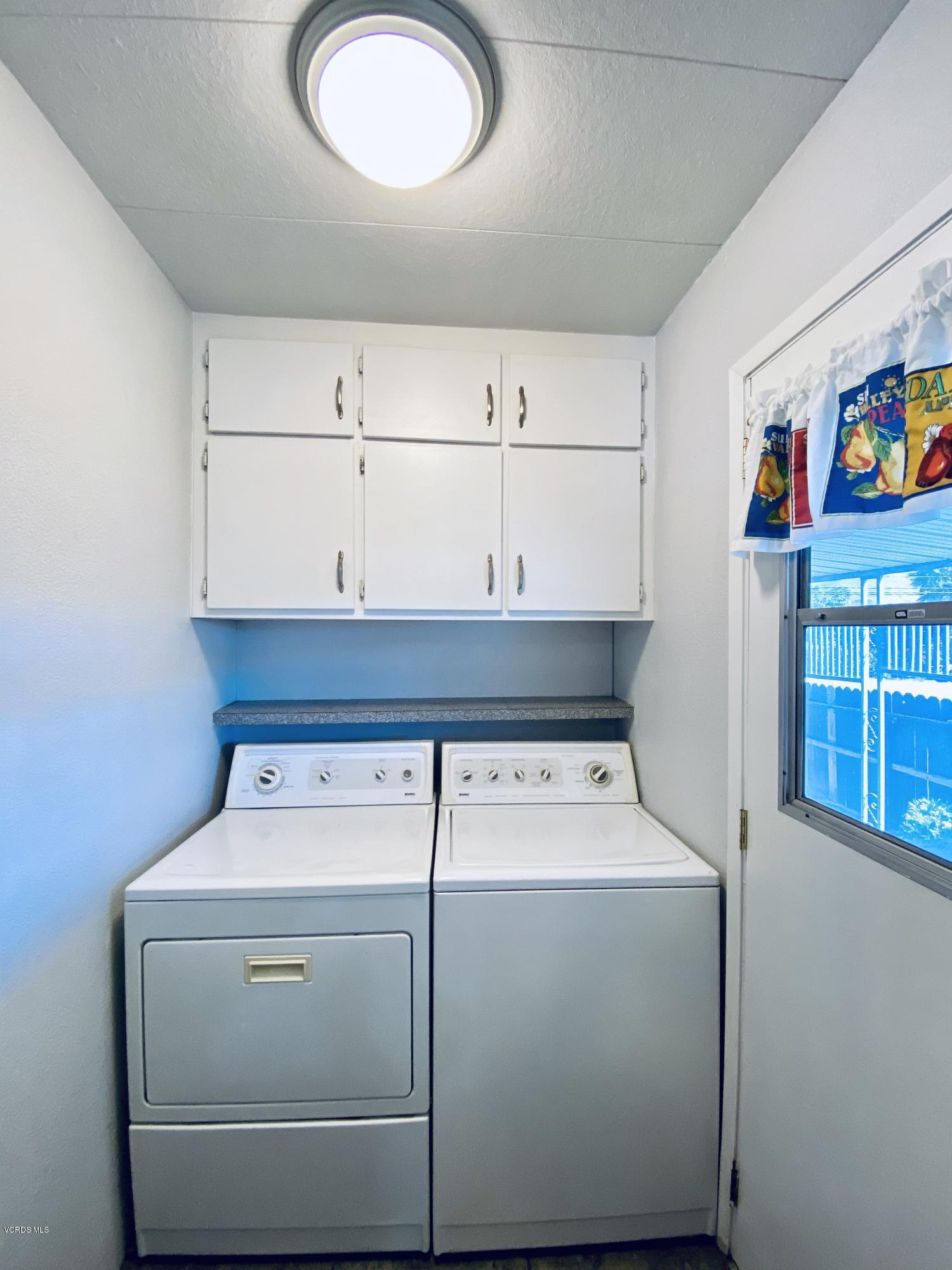 15433 West Telegraph Road, Unit 4 Santa Paula, CA 93060 - Photo 27 of 52 a utility room with dryer and washer
