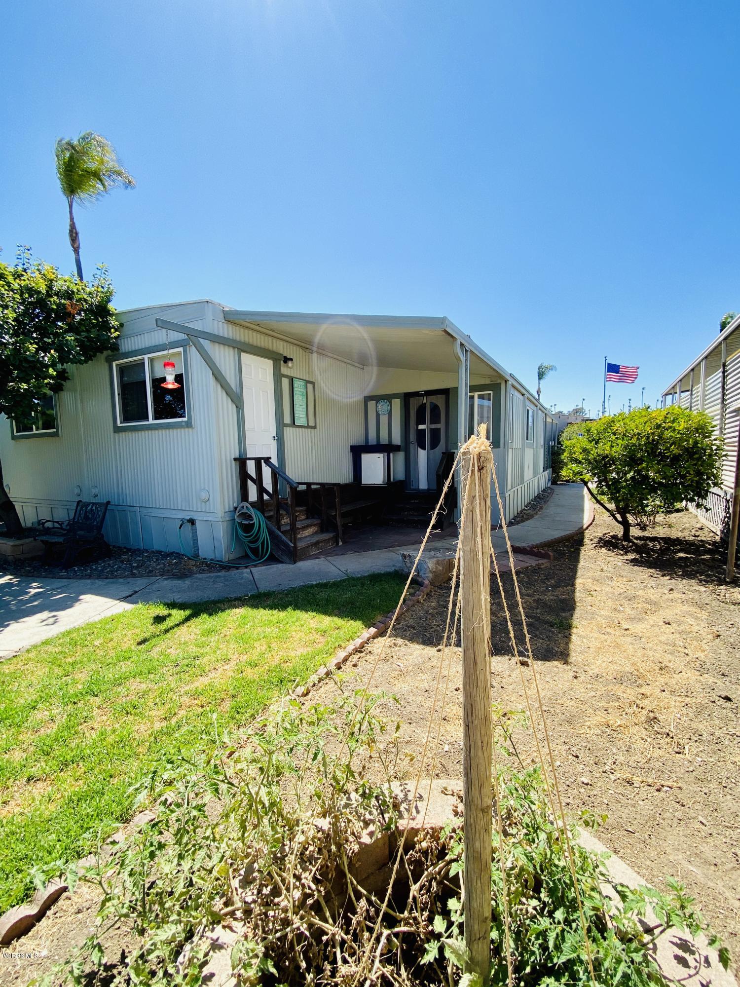 15433 West Telegraph Road, Unit 4 Santa Paula, CA 93060 - Photo 6 of 52 a view of a house with pool