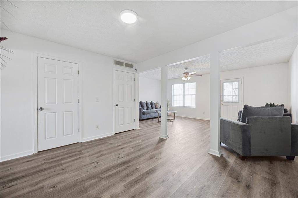 5547 Strathmoor Manor Circle Lithonia, GA 30058 - Photo 7 of 16