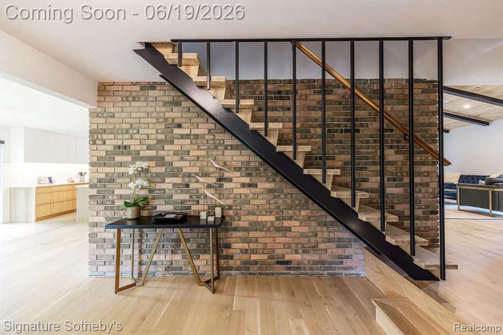4340 Charing Cross Road Bloomfield Hills, MI 48304 - Photo 9 of 33