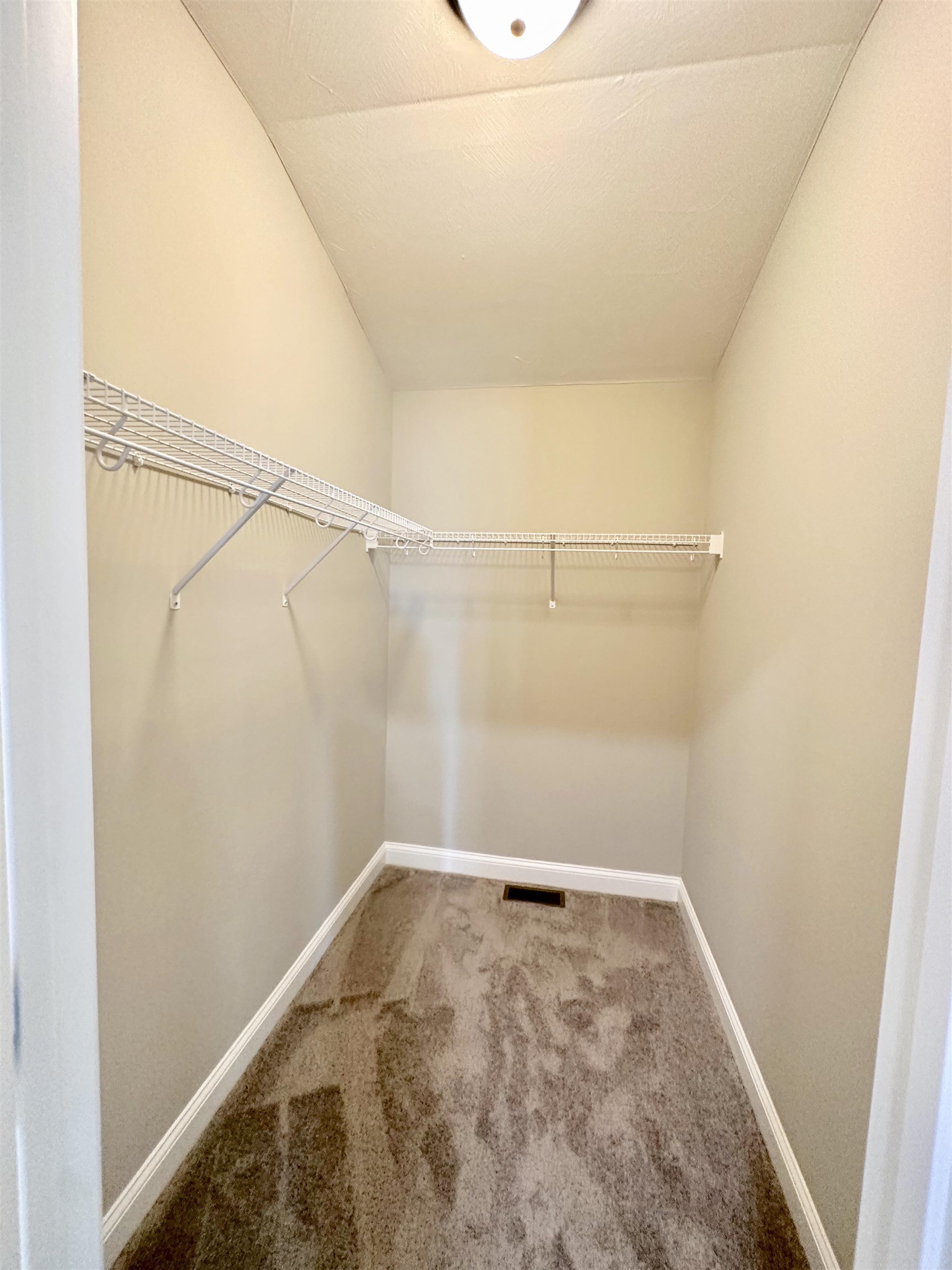 48 Burnham Road Windham, NH 03087 - Photo 8 of 23