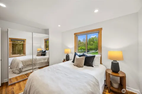 $1,175,000 | 4903 50th Avenue South, Seattle, WA 98118