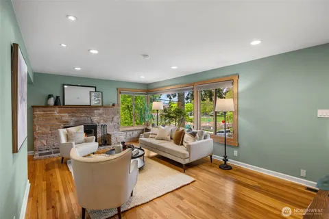$1,175,000 | 4903 50th Avenue South, Seattle, WA 98118
