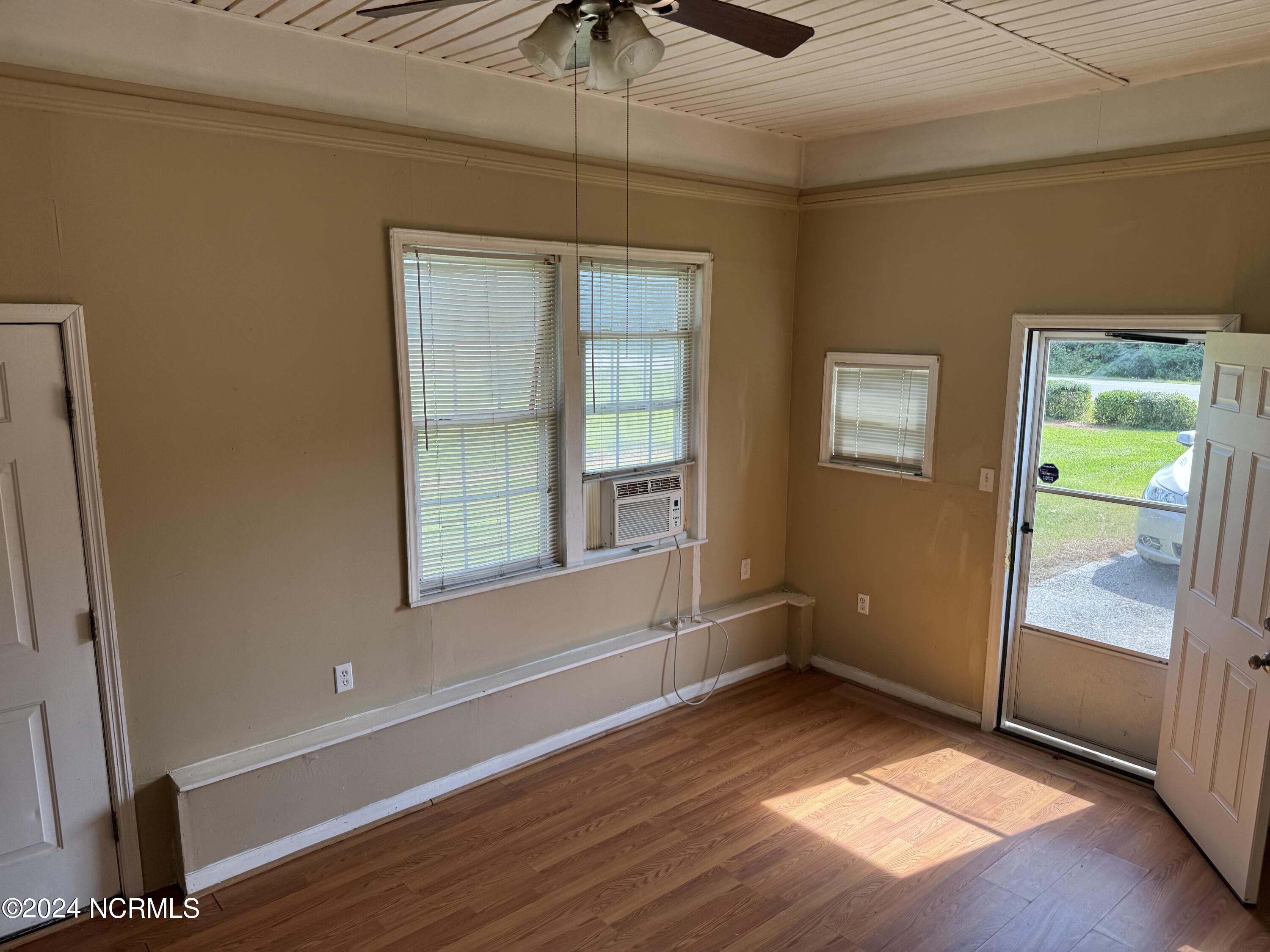6748 Hassell Road Robersonville, NC 27871 - Photo 15 of 21 IMG_1127