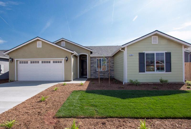 191 West Lilac Avenue Reedley, CA 93654 - Photo 1 of 27 Gallery Image 1