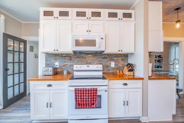 $269,900 | 29 Zions Hill Road, Dexter, ME 04930