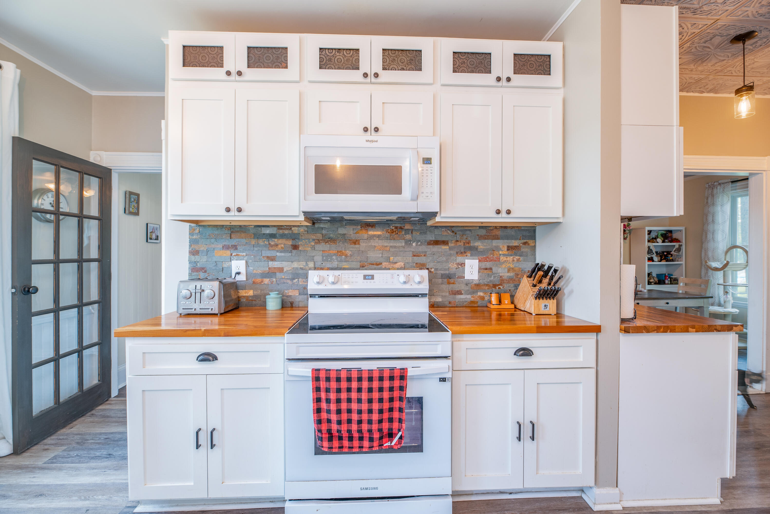 29 Zions Hill Road Dexter, ME 04930 - Photo 5 of 43 Interior21