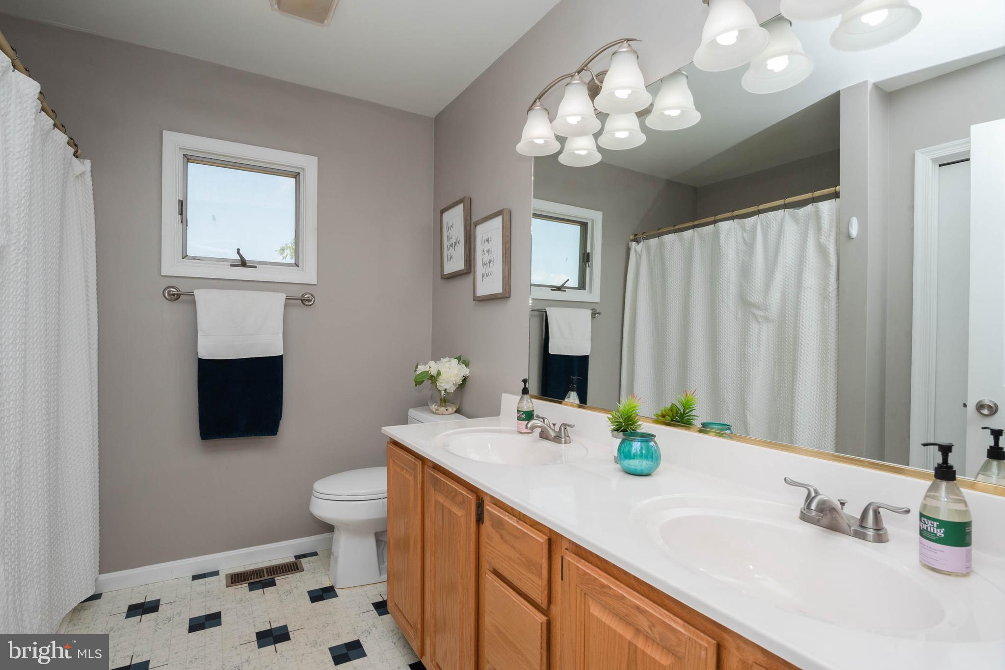 9303 Green Branch Road Willards, MD 21874 - Photo 9 of 19 Main Bedroom Full Bath