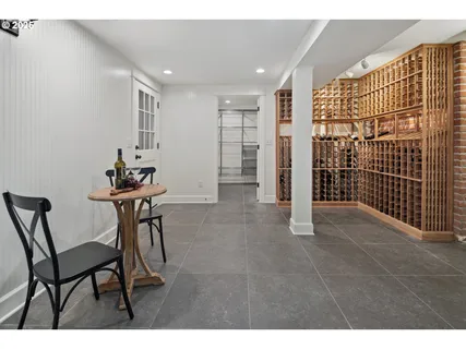 a view of a livingroom with furniture