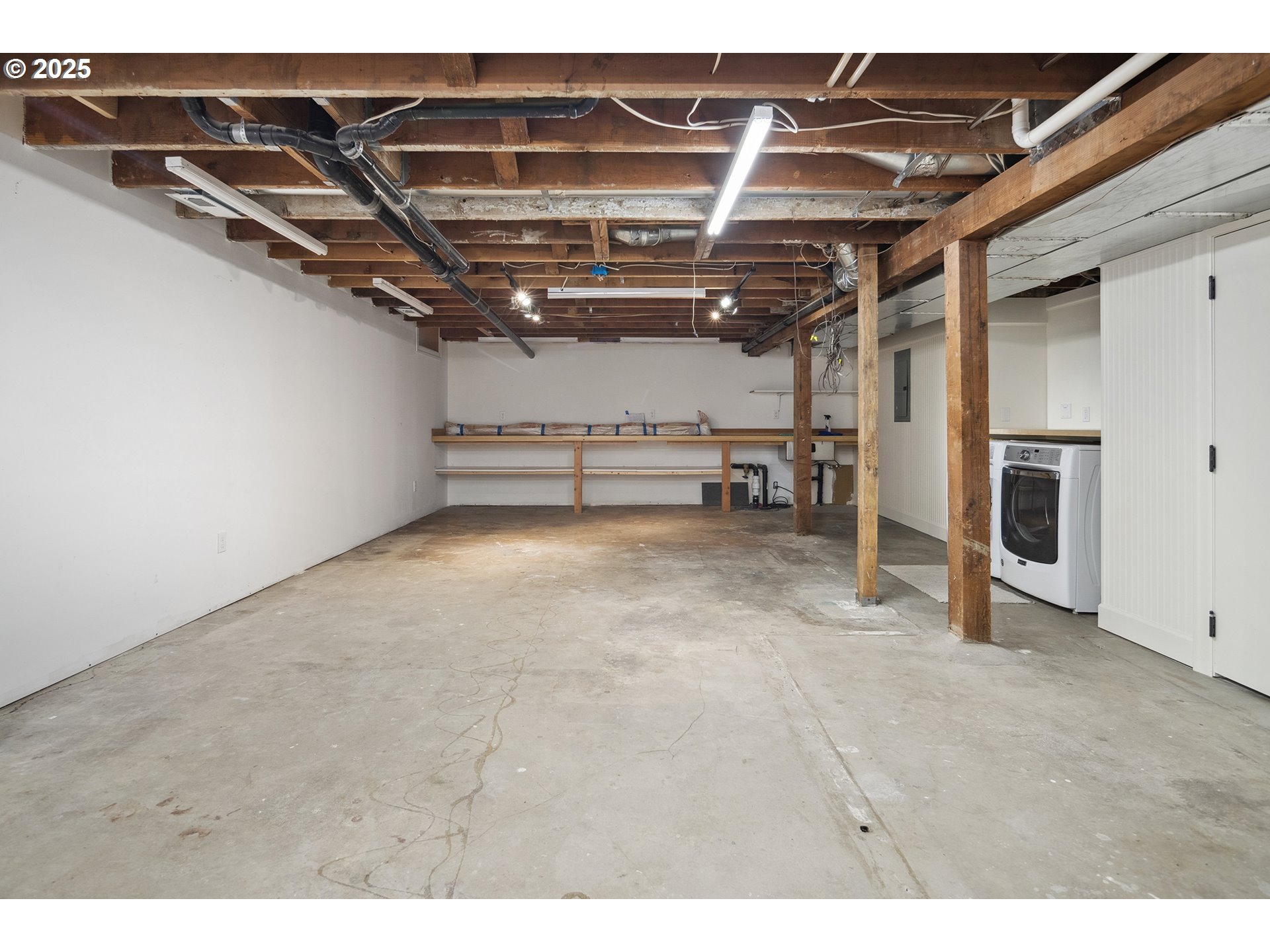 3505 Southwest Beaverton Avenue Portland, OR 97239 - Photo 37 of 48