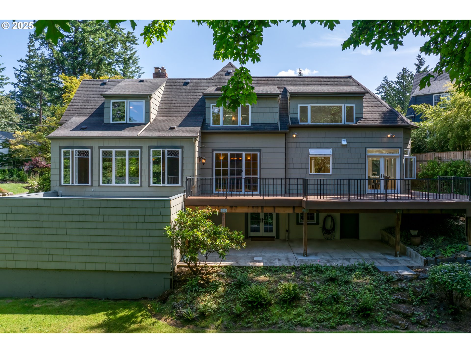 3505 Southwest Beaverton Avenue Portland, OR 97239 - Photo 39 of 48