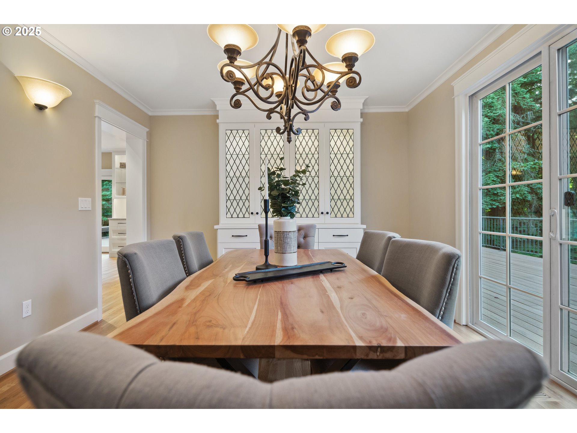 3505 Southwest Beaverton Avenue Portland, OR 97239 - Photo 8 of 48