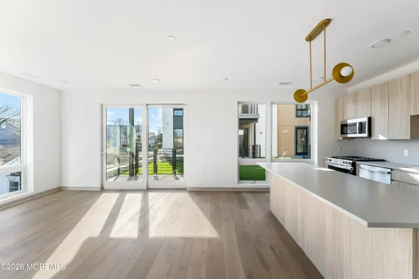 $1,095,000 | 665 2nd Avenue, Unit 208, Long Branch, NJ 07740