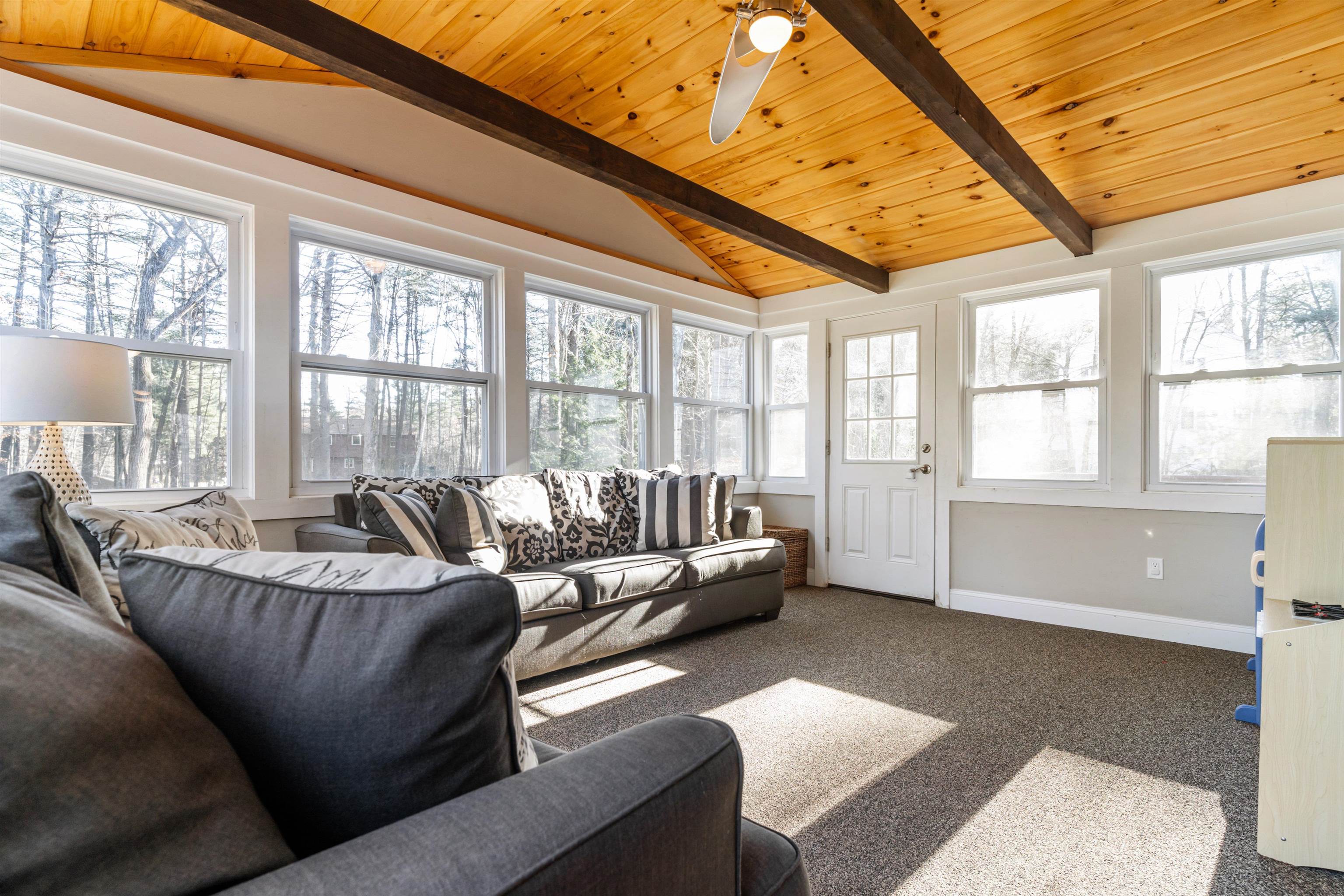 14 Lawson Farm Road Londonderry, NH 03053 - Photo 11 of 38