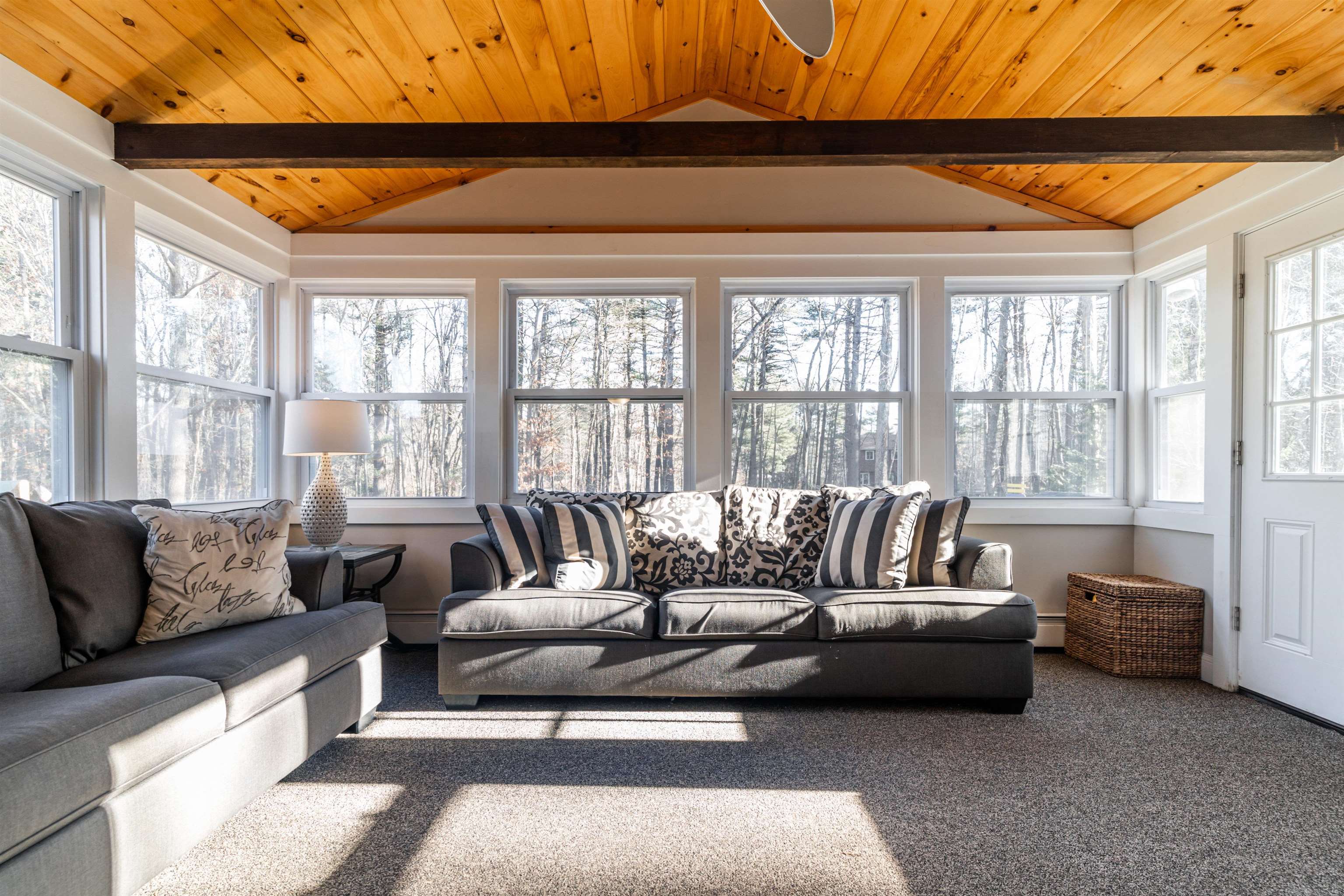 14 Lawson Farm Road Londonderry, NH 03053 - Photo 12 of 38