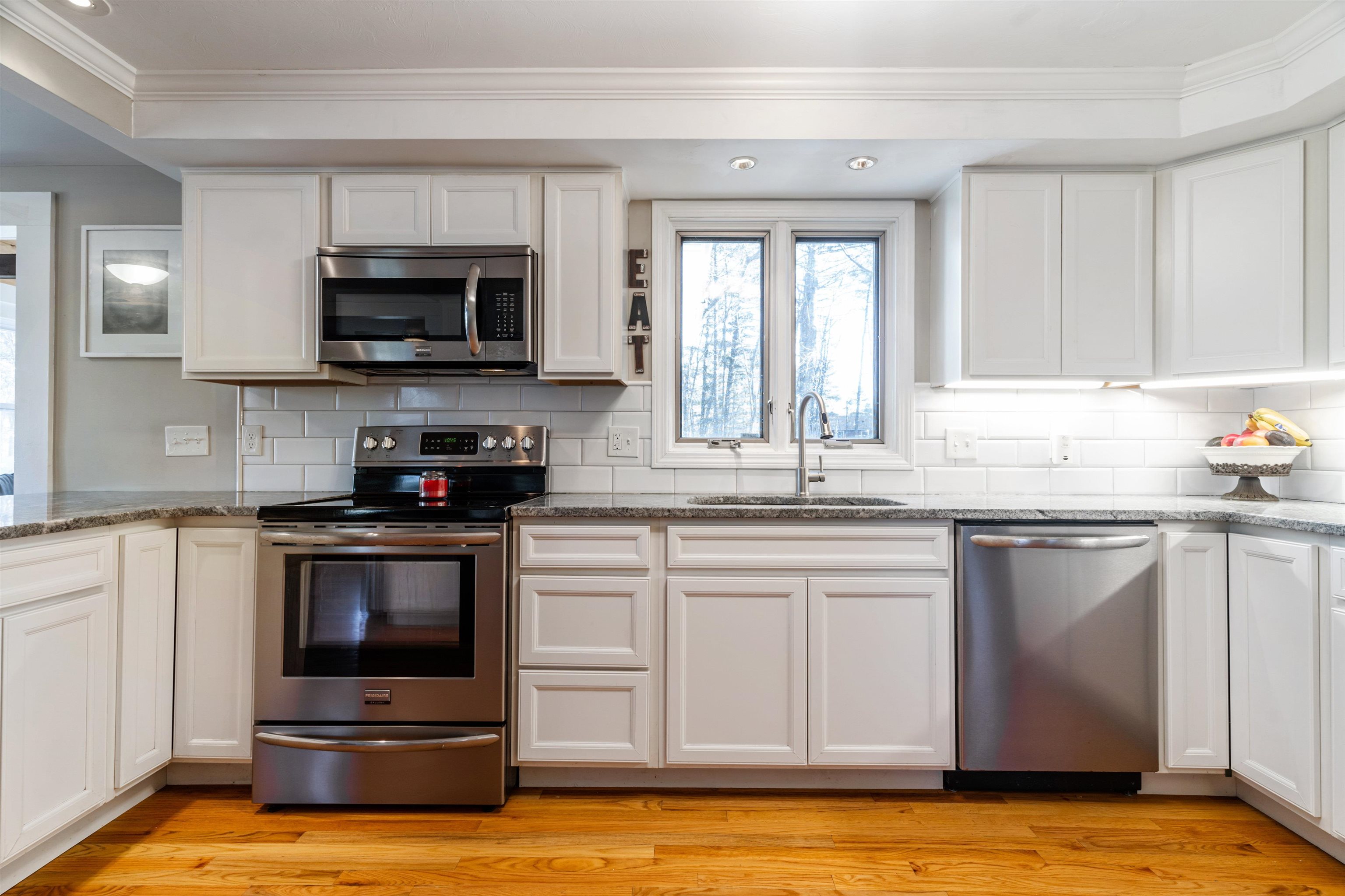 14 Lawson Farm Road Londonderry, NH 03053 - Photo 19 of 38