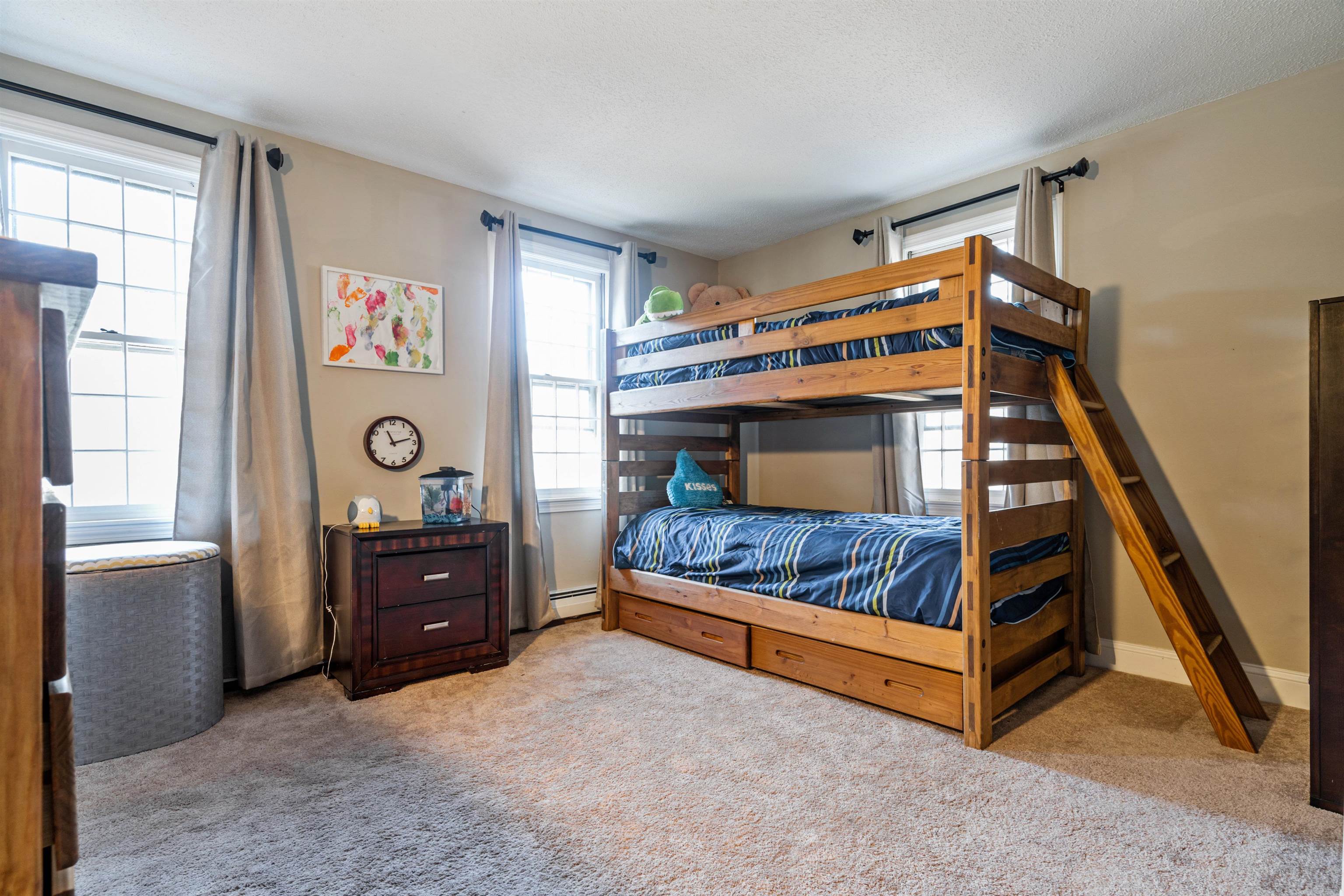 14 Lawson Farm Road Londonderry, NH 03053 - Photo 27 of 38