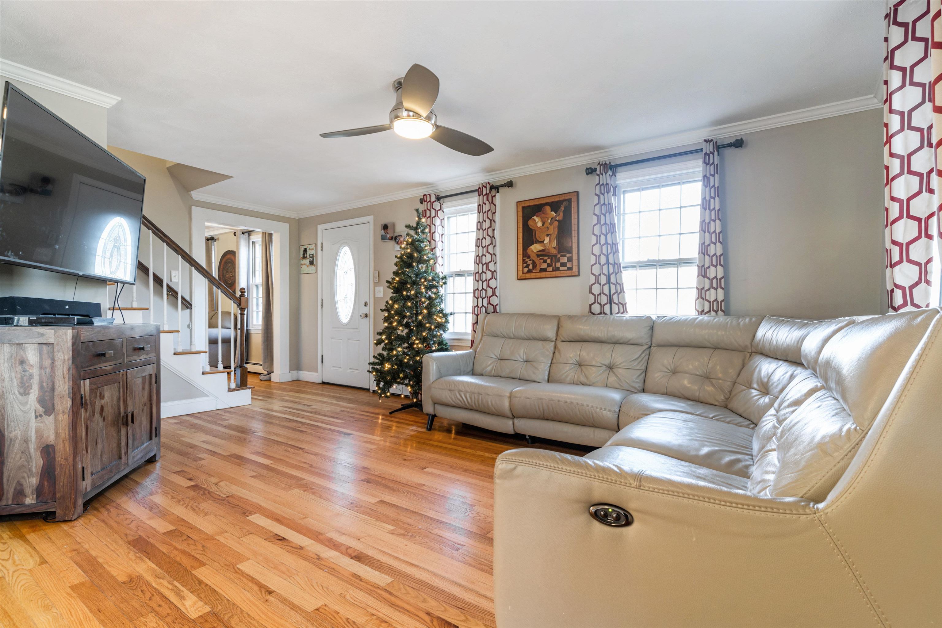 14 Lawson Farm Road Londonderry, NH 03053 - Photo 8 of 38