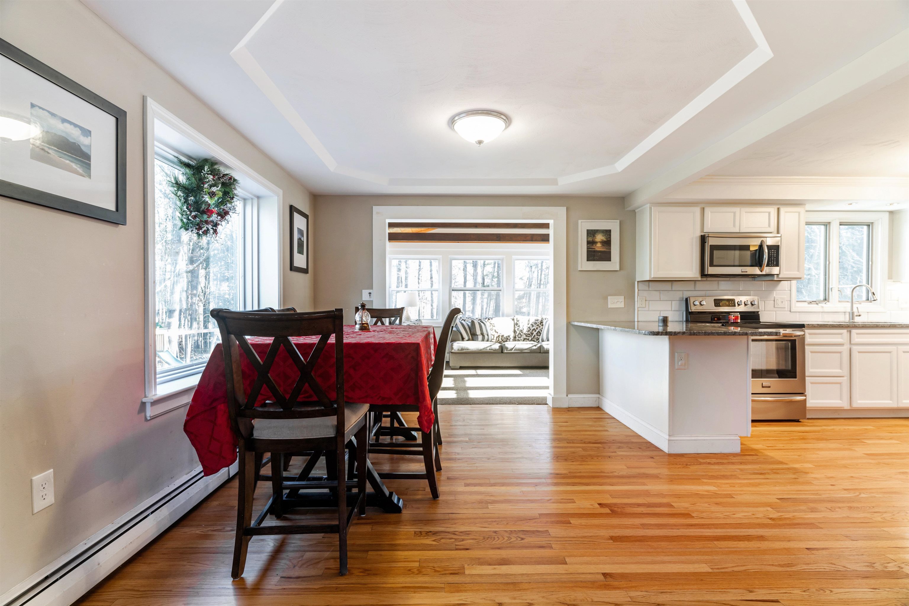 14 Lawson Farm Road Londonderry, NH 03053 - Photo 9 of 38