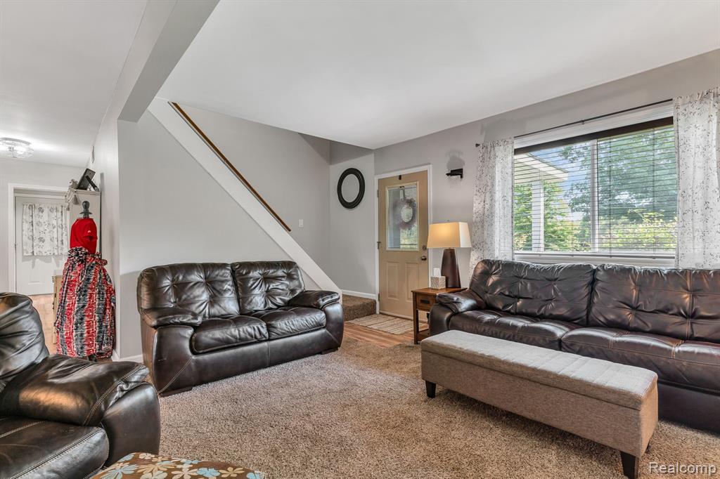 7487 Jordan Road Grand Blanc, MI 48439 - Photo 10 of 45 Gallery Image 10