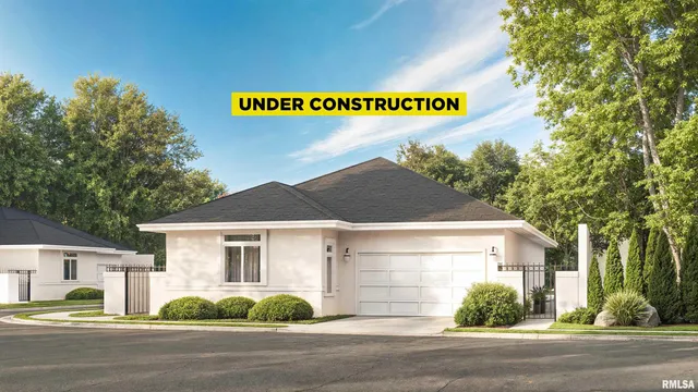 $474,800 | 5624 West Woodbriar Lane, Peoria, IL 61615