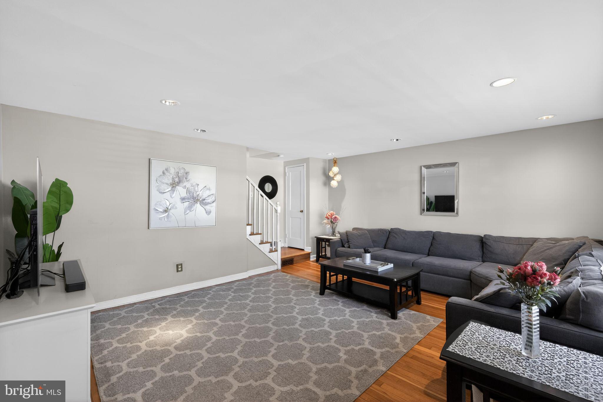 226 Potomac Road Wilmington, DE 19803 - Photo 2 of 29 Modern living space with elegant charm.