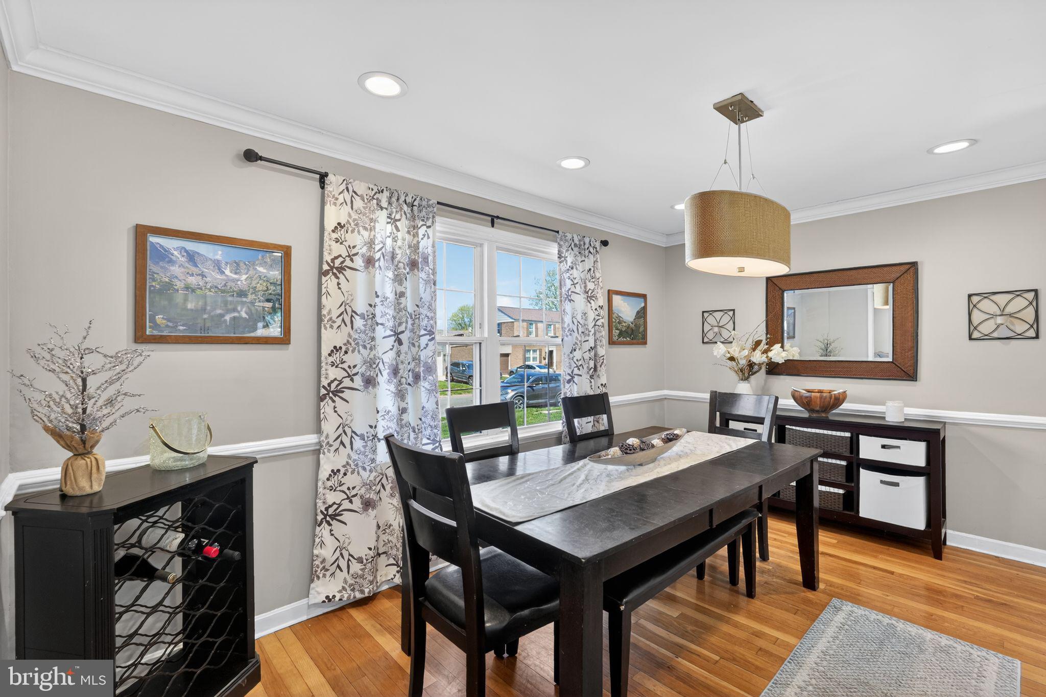 226 Potomac Road Wilmington, DE 19803 - Photo 6 of 29 Bright and inviting dining space.