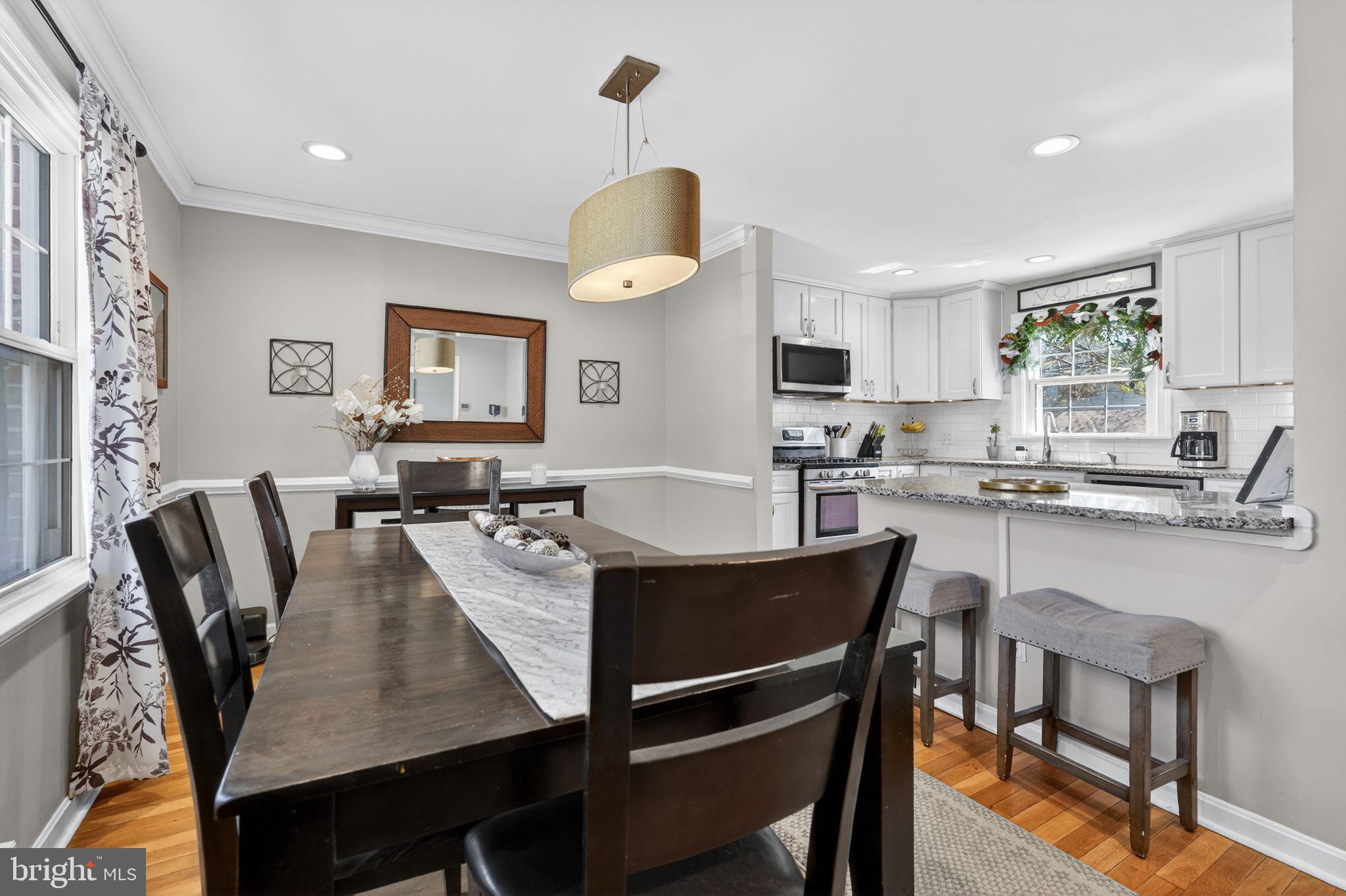 226 Potomac Road Wilmington, DE 19803 - Photo 7 of 29 Modern kitchen with inviting dining area.
