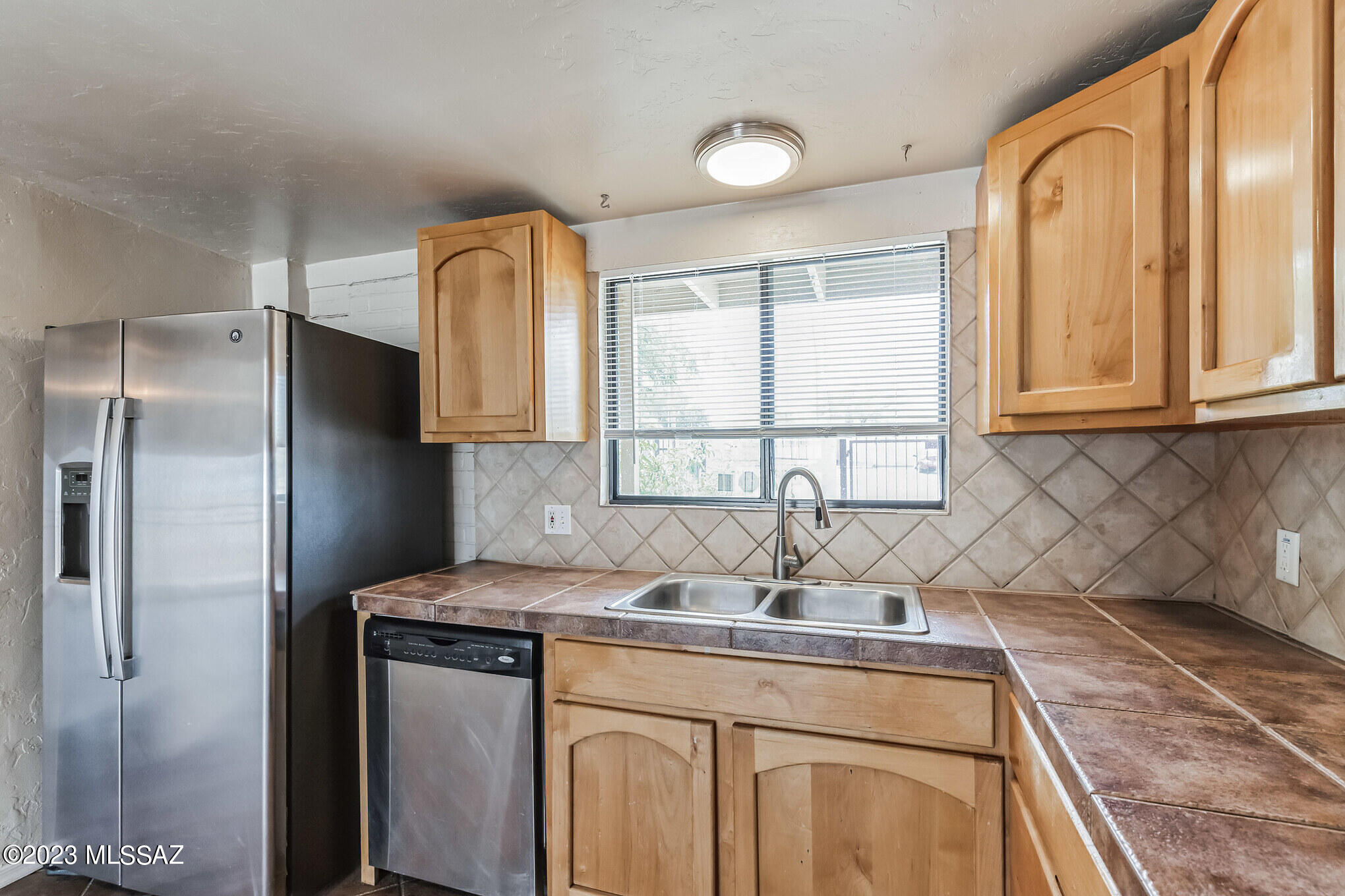 7045 East Stella Road Tucson, AZ 85730 - Photo 10 of 27