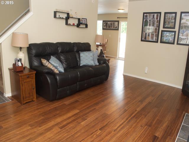 16923 Southwest Division Street Beaverton, OR 97007 - Photo 7 of 16 Gallery Image 7