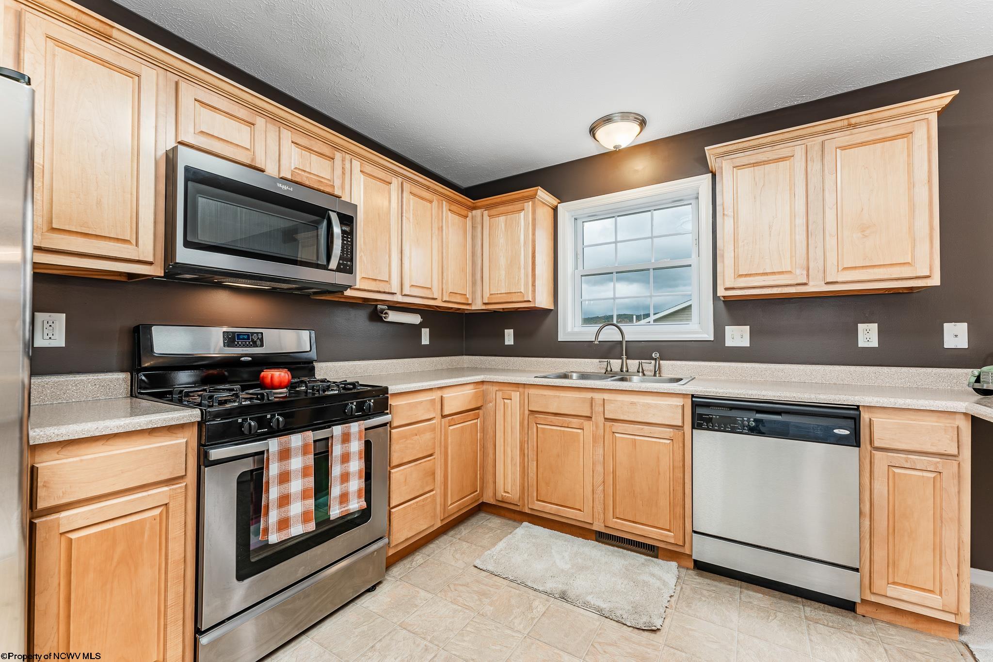 122 Summits Ridge Morgantown, WV 26508 - Photo 13 of 48 Gallery Image 13