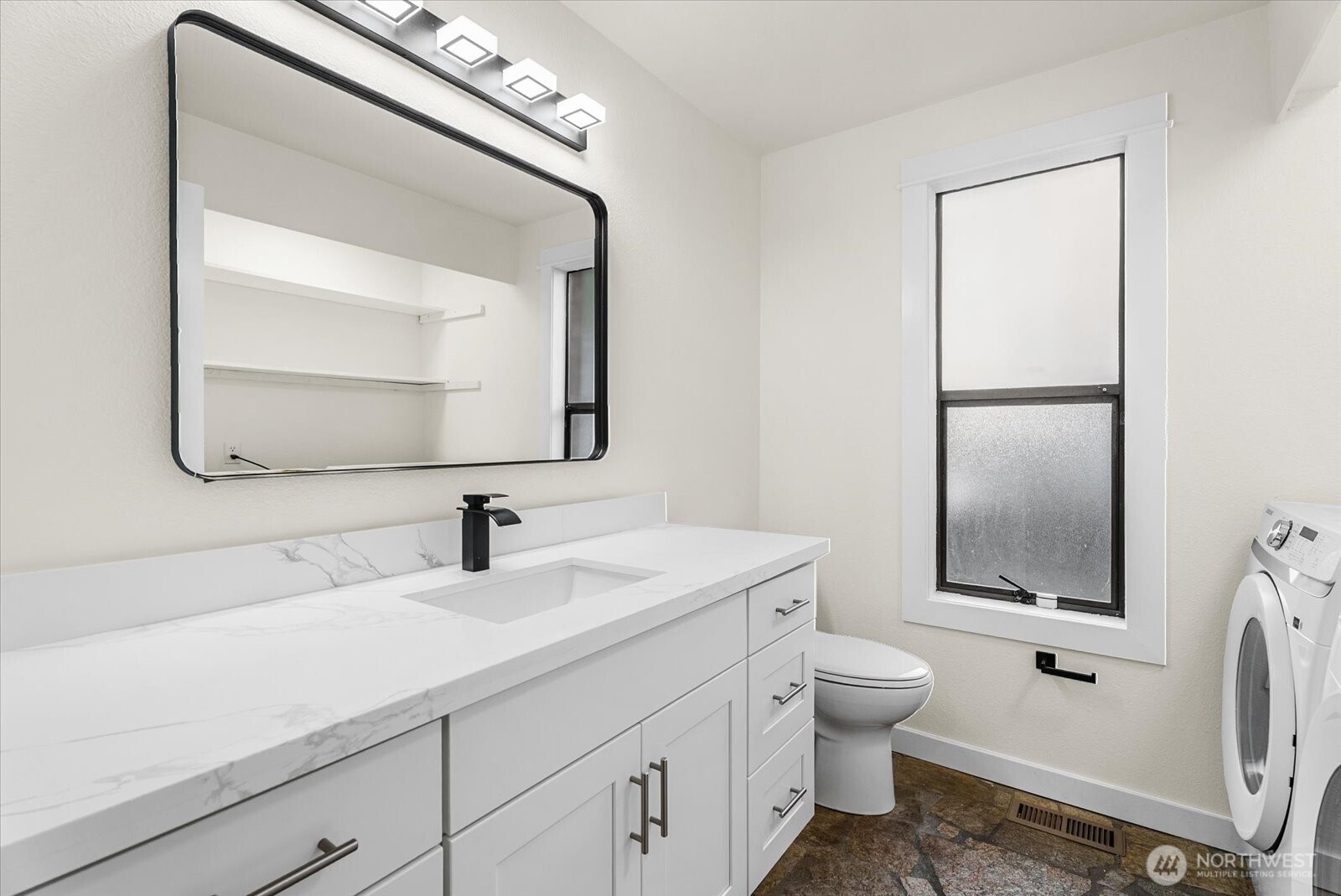 8543 Avondale Road Northeast Redmond, WA 98052 - Photo 25 of 40 Gallery Image 25