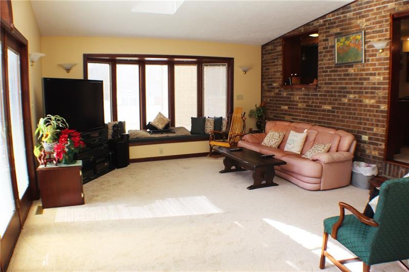 726 Enterprise Road Grove City, PA 16127 - Photo 10 of 22 Gallery Image 10