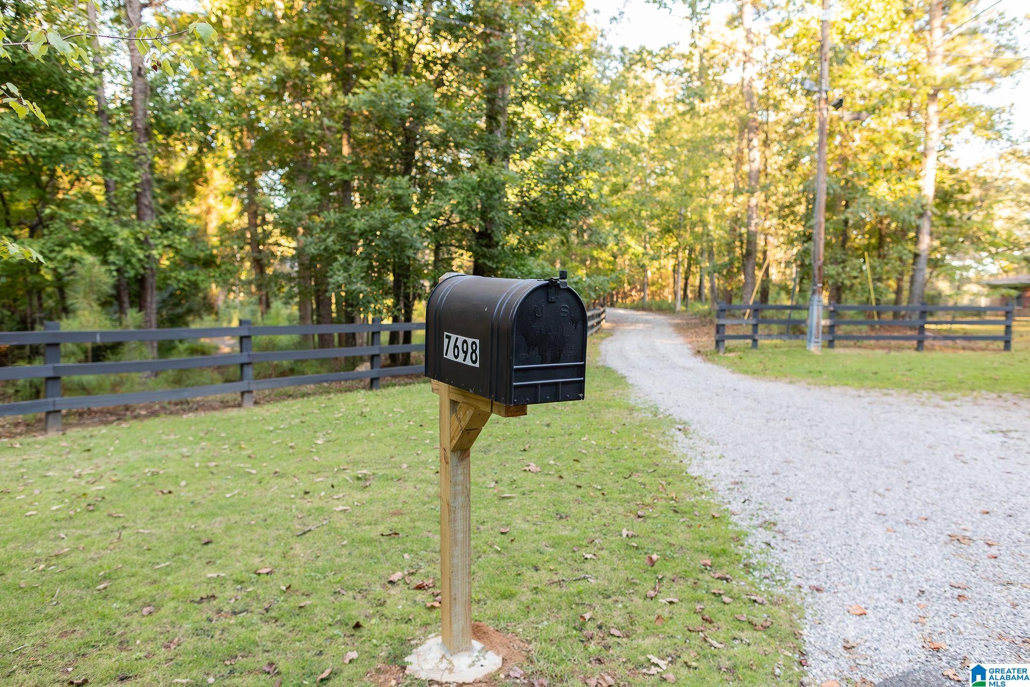 7698 Dollar Road Trussville, AL 35173 - Photo 6 of 49