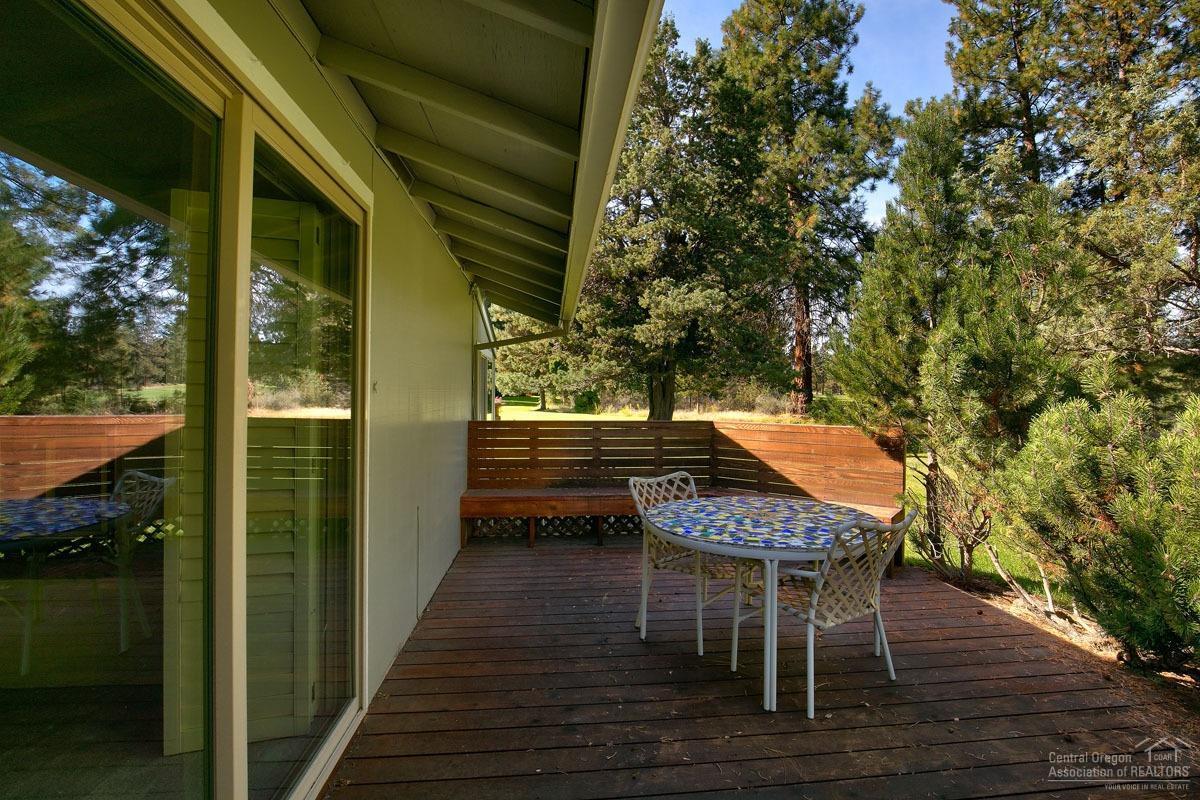 20360 Strawline Road Bend, OR 97702 - Photo 17 of 25 Additional Photo